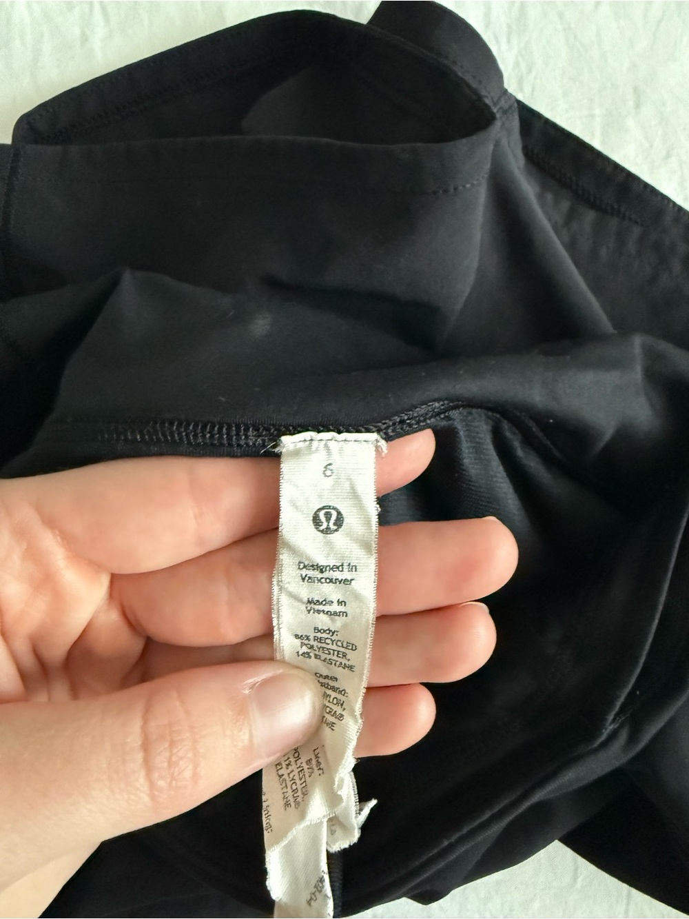 Lululemon Speed Up Short High Rise 2.5” - Picture 3 of 3
